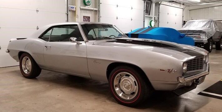 Lawrence & Vickie Taylor - 1969 Camaro Z28