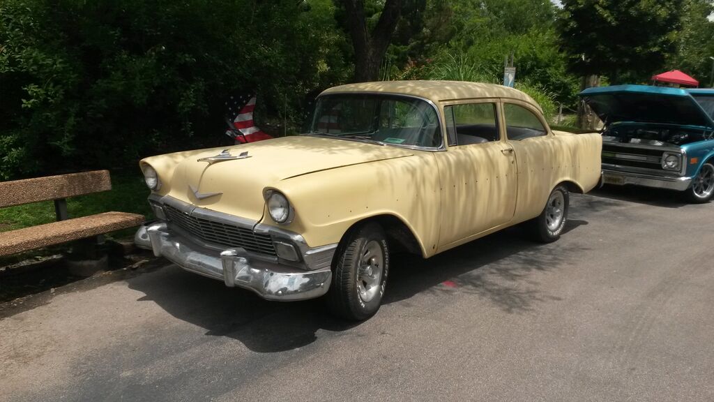 Richard & Robin Gunter - 56 Chevy 2Dr Sedan