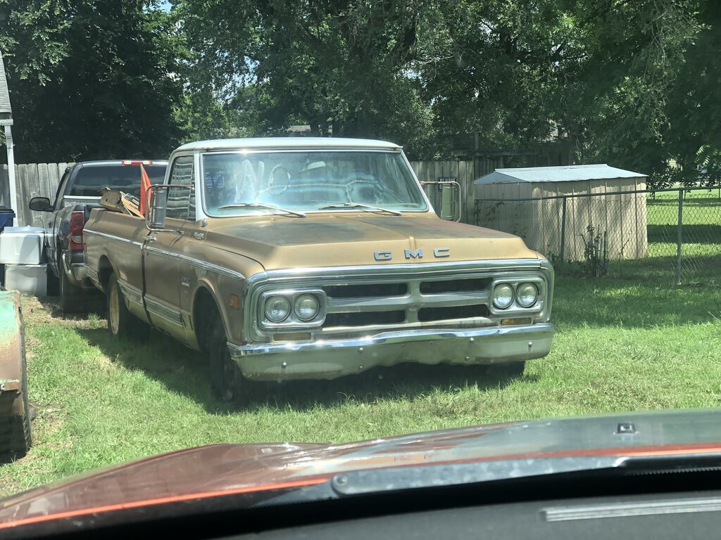 Jeremy  Miller - 69 gmc lwb
