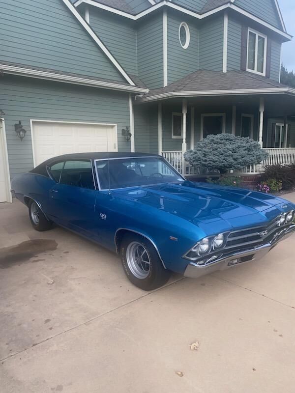 Frank & Kimberly Provenzano - 1969 Chevelle SS396