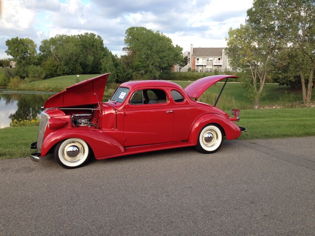 Don & Debra Feekes - 1937 Chevy Coupe